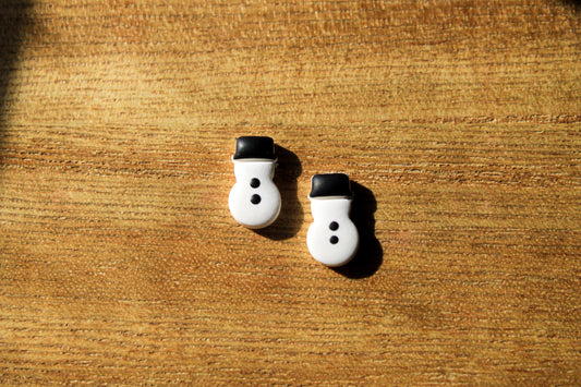 Mini Snowman Studs